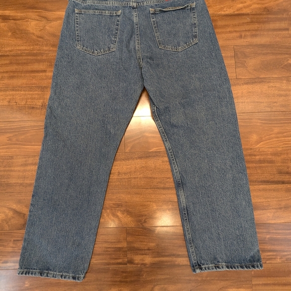 Men's Wrangler Jeans - Picture 3 of 5